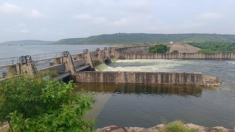 Piluwa Dam (Lolakpur)